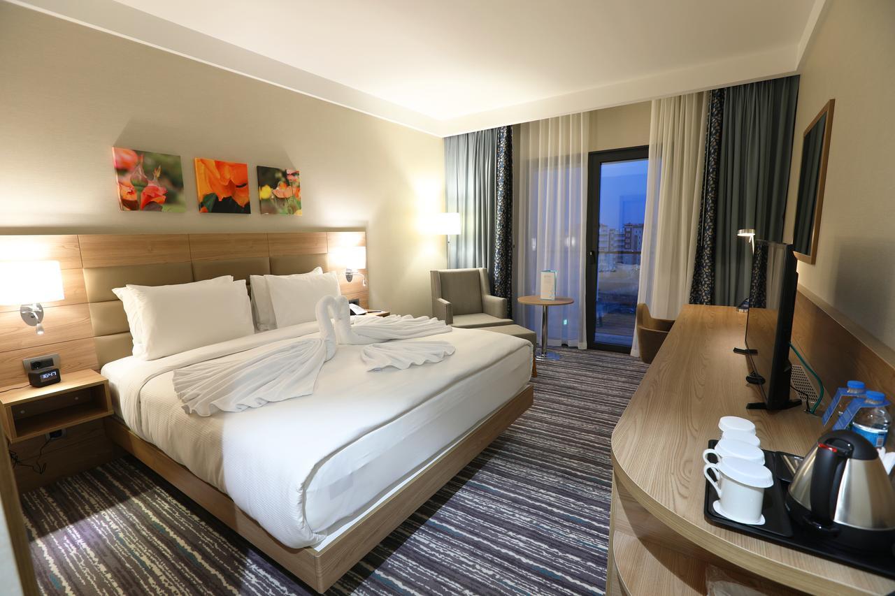 Hilton Garden Inn Adıyaman Exteriör bild
